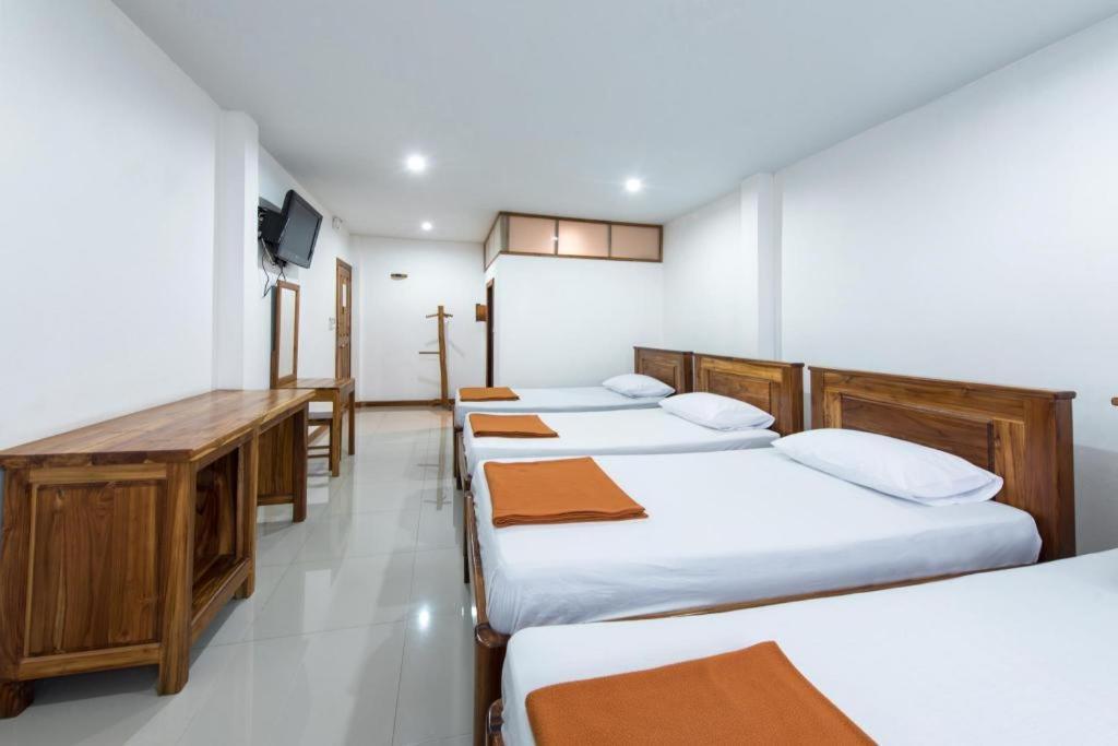 Thongphaphum Place Luaran gambar