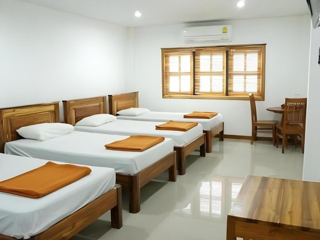Thongphaphum Place Luaran gambar