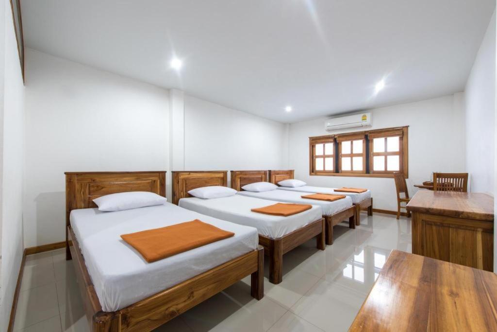 Thongphaphum Place Luaran gambar