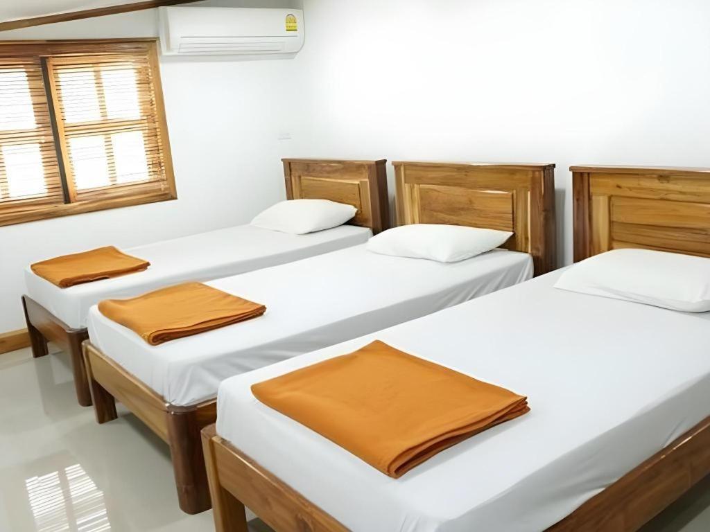 Thongphaphum Place Luaran gambar