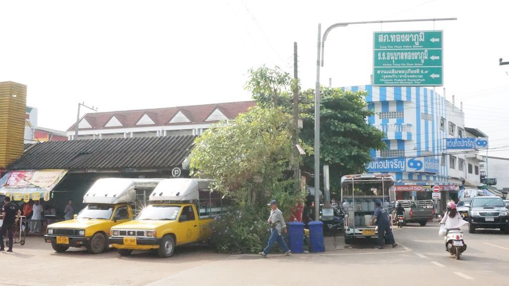 Thongphaphum Place Luaran gambar